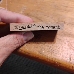 Chic Wooden Craft Stamp - Treasure the Moment